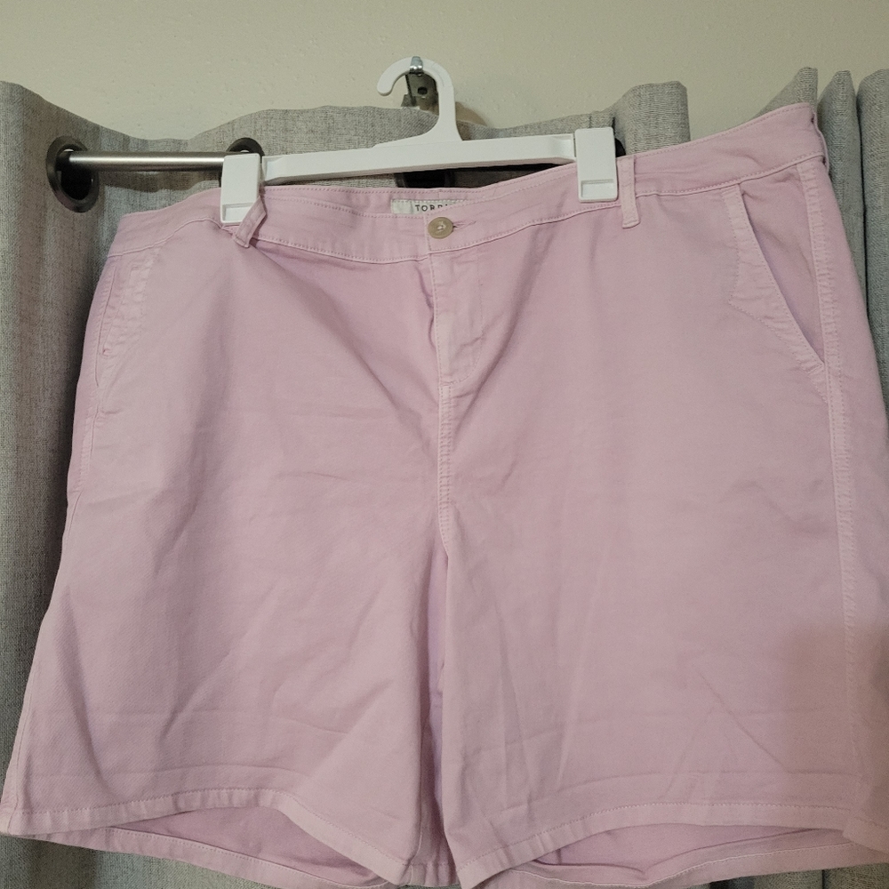 NWT Torrid Shorts Size 22